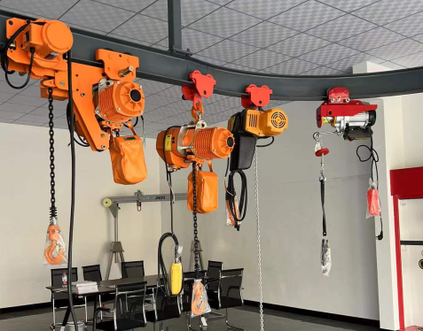 吊裝盾構(gòu)機(jī)要用多大規(guī)格型號的電動(dòng)葫蘆